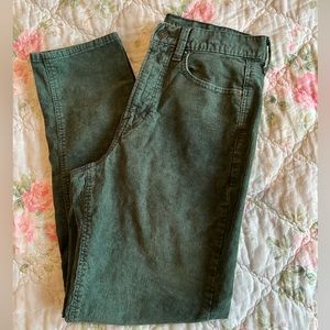 American Eagle size 4 Women’s corduroy pants, forest green